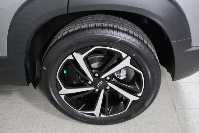 Used 2023 Chevrolet TrailBlazer RS FWD image 12
