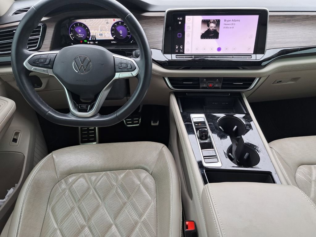 Used 2024 Volkswagen Atlas SEL Premium R-Line image 20