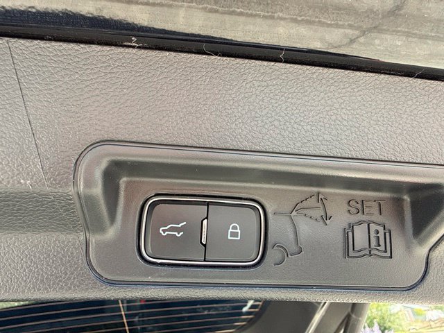 Used 2026 Ford Explorer ST-Line AWD/4WD image 9