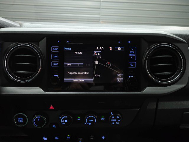 Used 2019 Toyota Tacoma TRD Sport w/ Technology Package AWD/4WD image 27