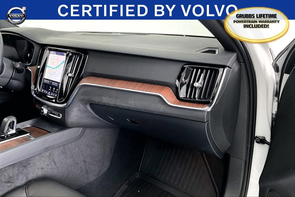 Certified 2023 Volvo S60 B5 Plus w/ Climate Package image 22