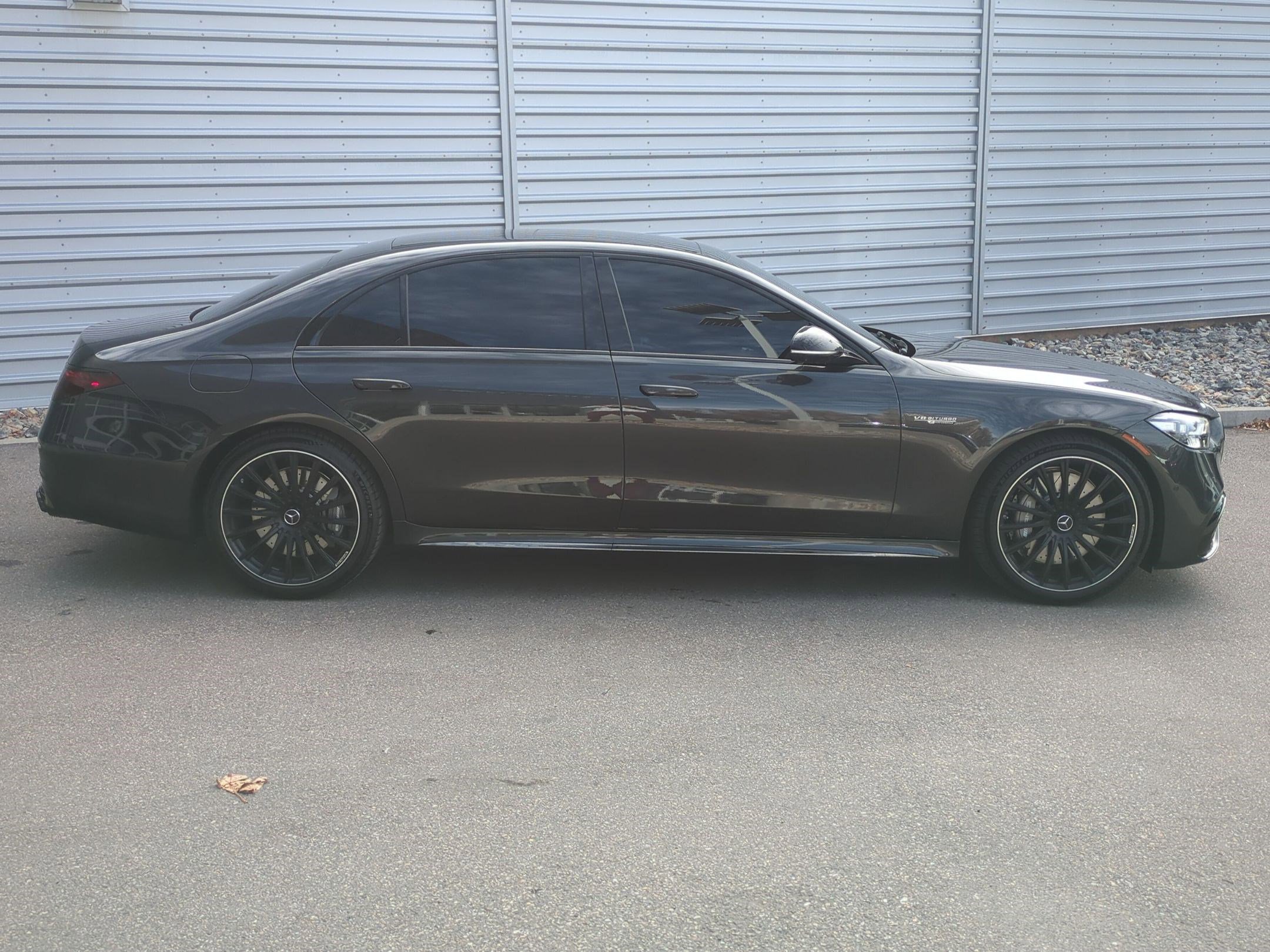 Used 2025 Mercedes-Benz S 63 AMG S image 2