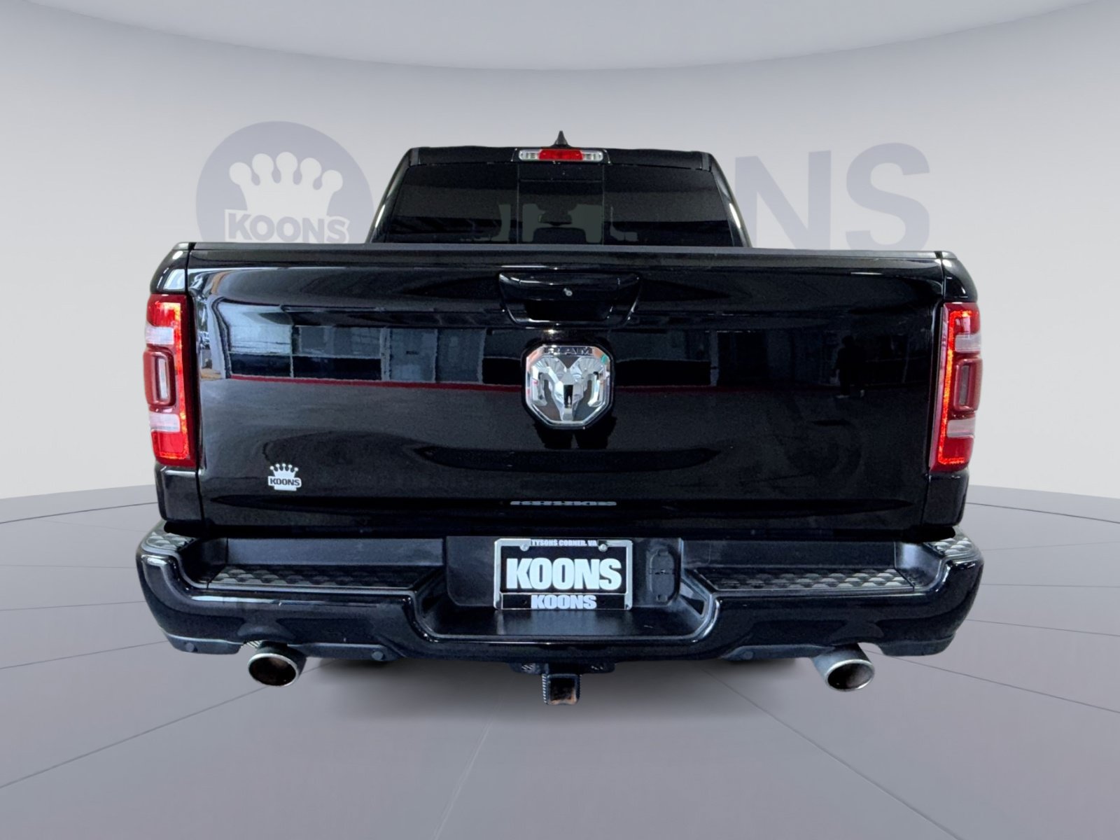 Used 2019 RAM 1500 Laramie w/ Sport Appearance Package AWD/4WD image 5