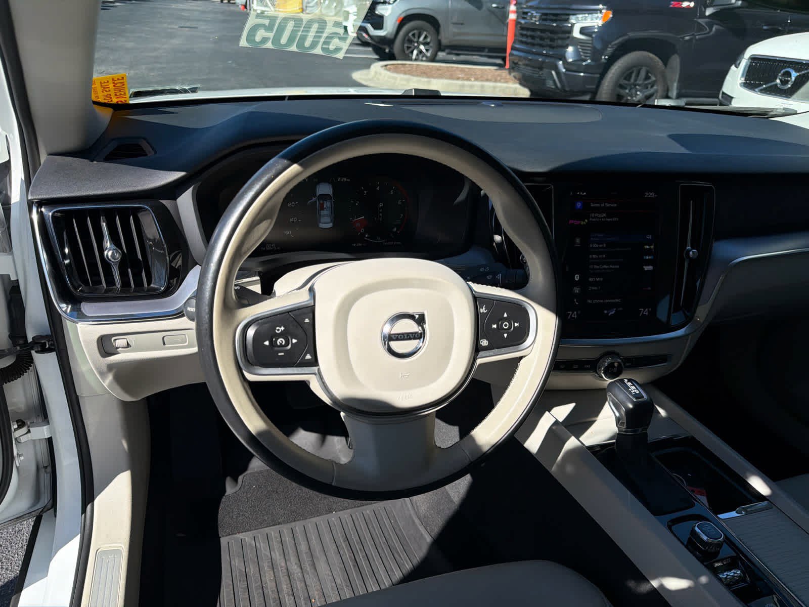 Used 2020 Volvo S60 T5 Momentum w/ Protection Package Premier image 27