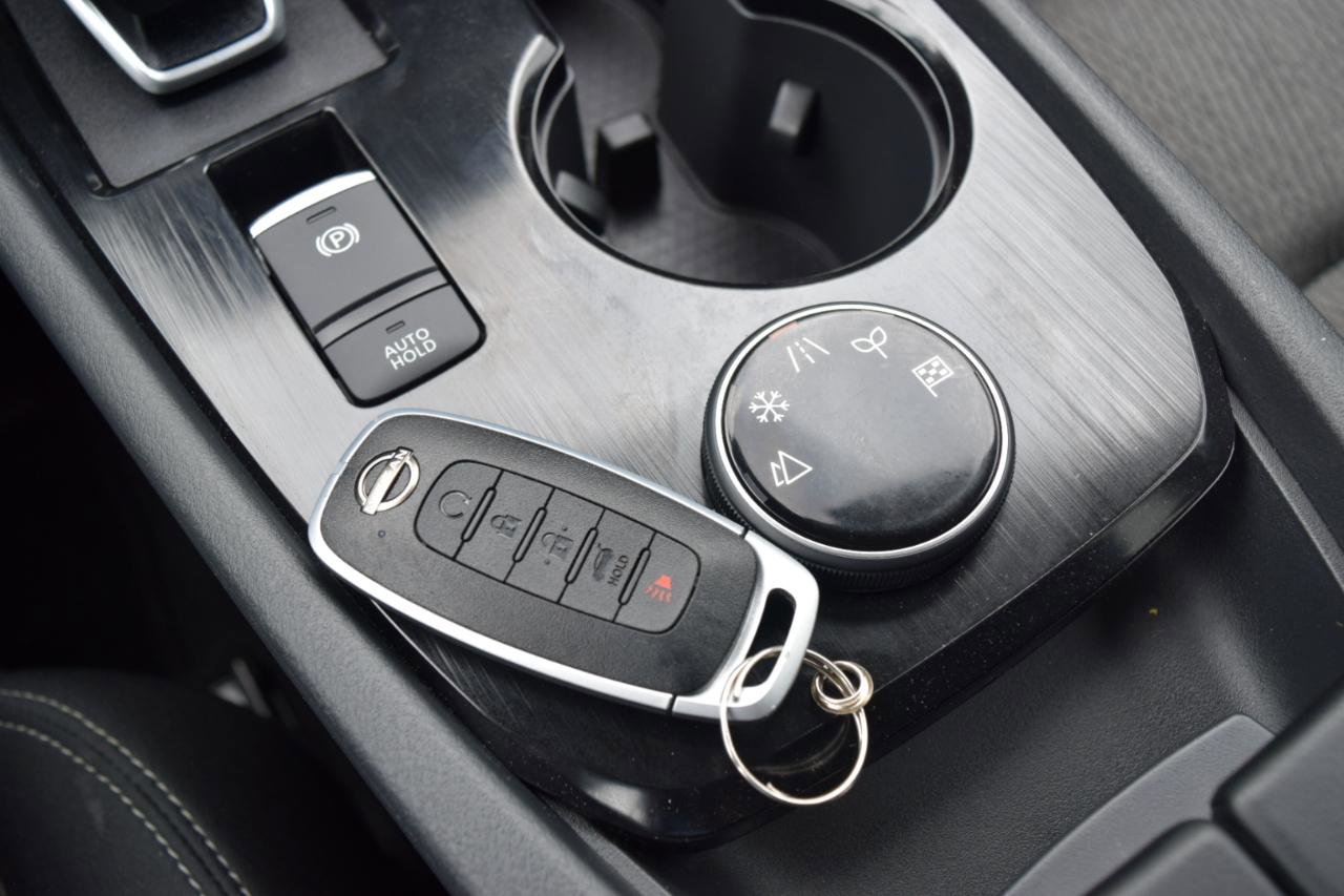 Used 2026 Nissan Rogue SV w/ Cold Weather Package AWD/4WD image 30