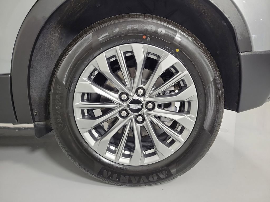 Certified 2025 Cadillac XT4 Premium Luxury image 10