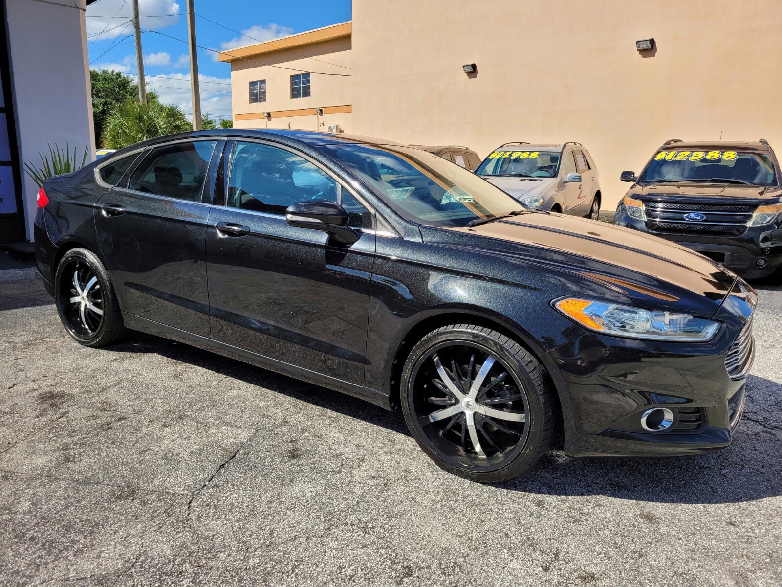 Used 2013 Ford Fusion SE image 16