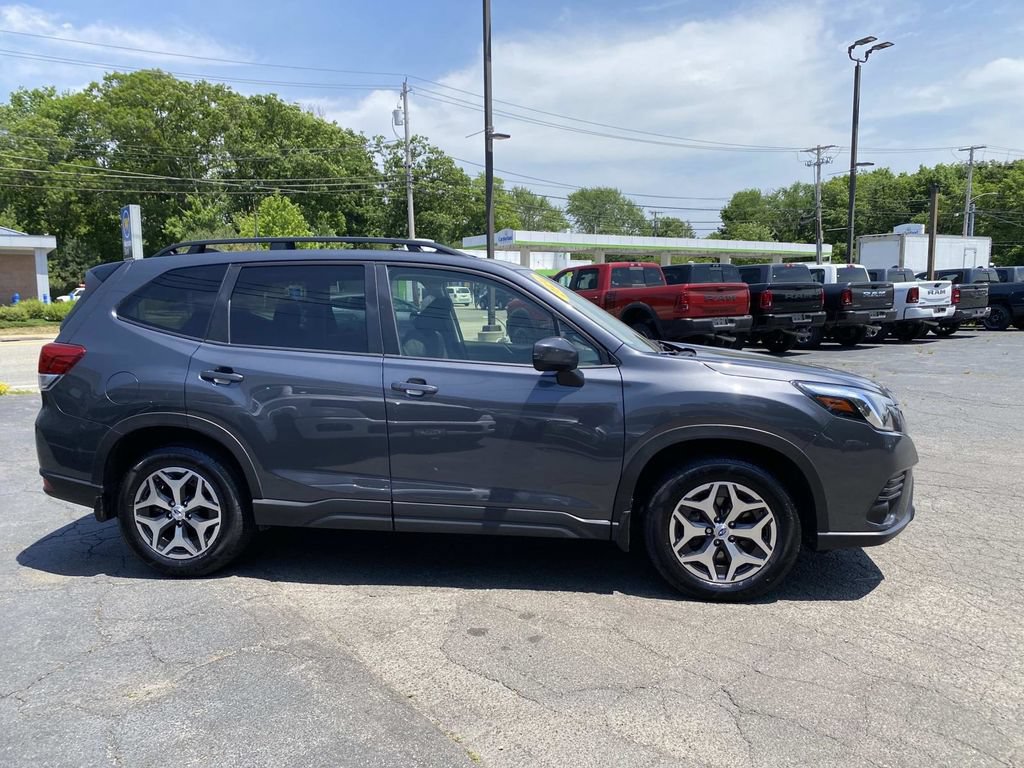 Certified 2024 Subaru Forester Premium AWD/4WD image 10