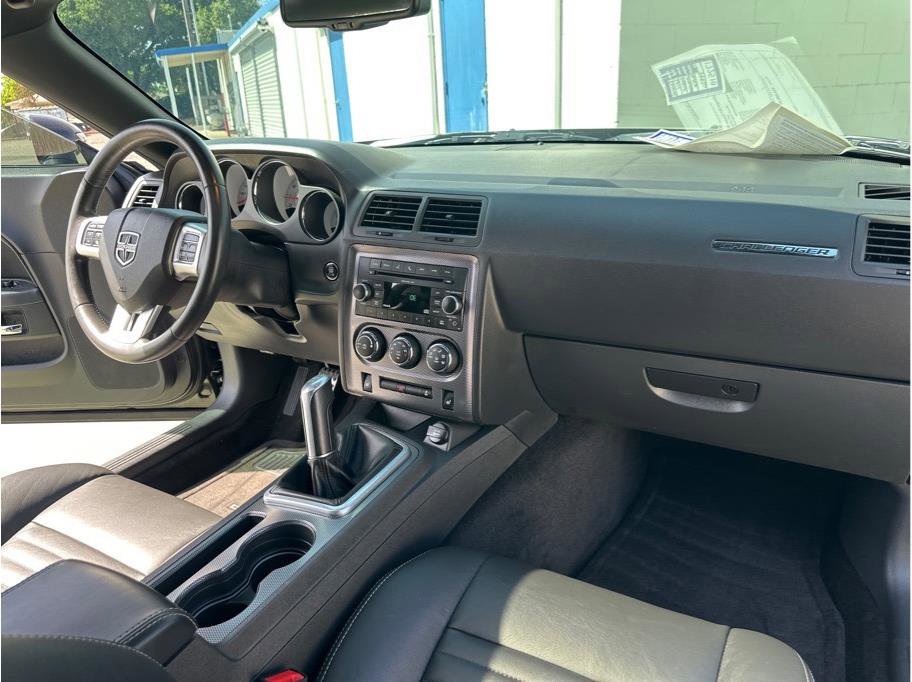 Used 2011 Dodge Challenger R/T RWD image 26