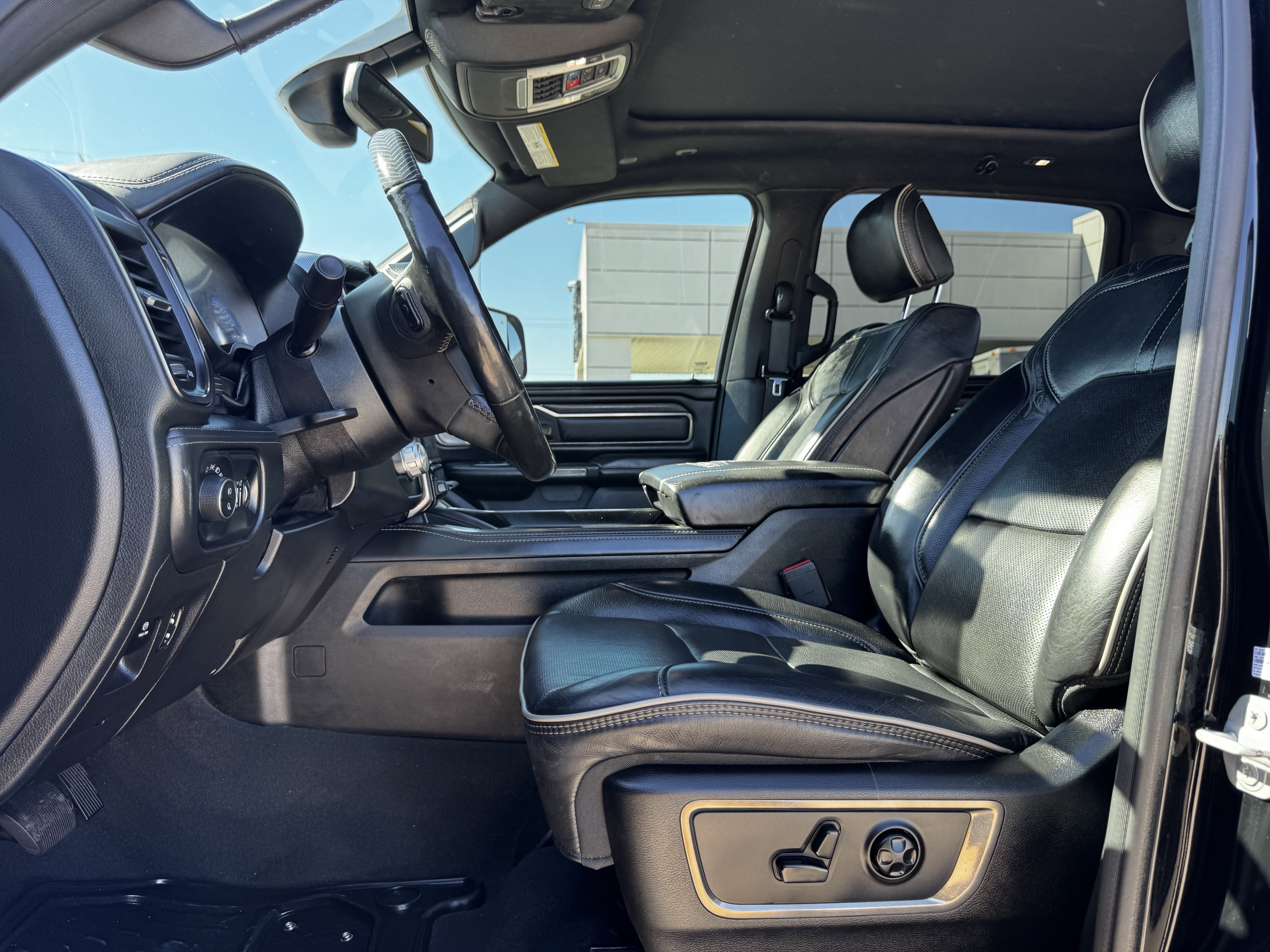 Used 2020 RAM 1500 Limited w/ Black Appearance Package image 29