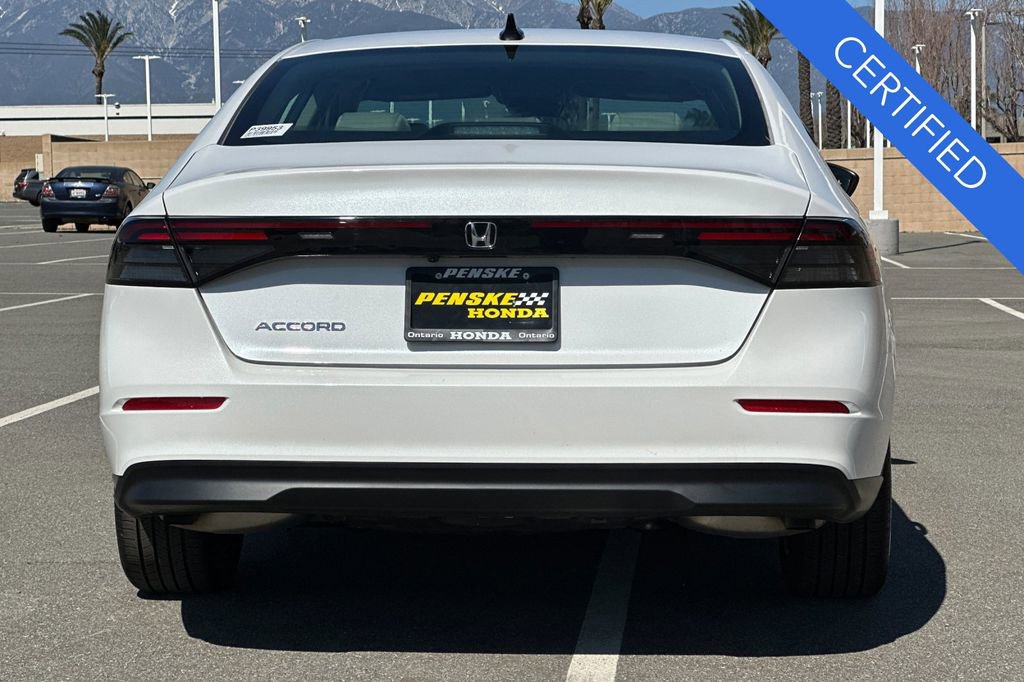 Certified 2025 Honda Accord SE image 5