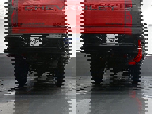 Used 2024 Chevrolet Silverado 2500 Custom w/ Custom Value Package image 41