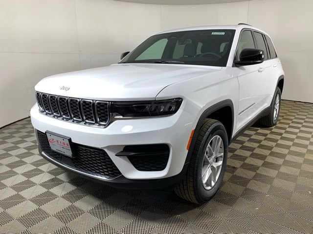 New 2026 Jeep Grand Cherokee Laredo X AWD/4WD image 5