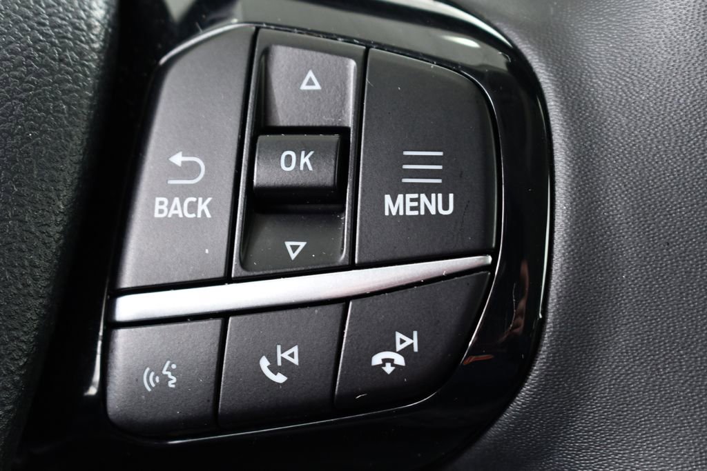 Used 2022 Ford Escape SE w/ SE Sport Appearance Package image 32