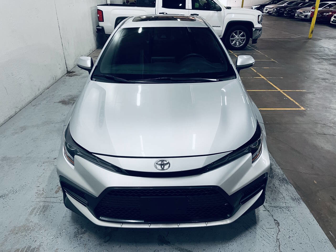 Used 2020 Toyota Corolla SE w/ SE Premium Package FWD image 13