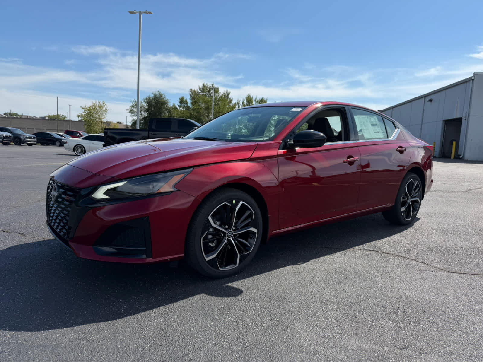 New 2026 Nissan Altima 2.5 SR AWD/4WD image 3