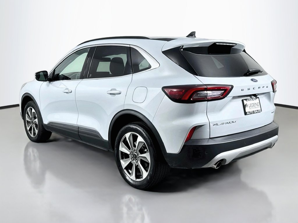 Used 2025 Ford Escape Platinum AWD/4WD image 9