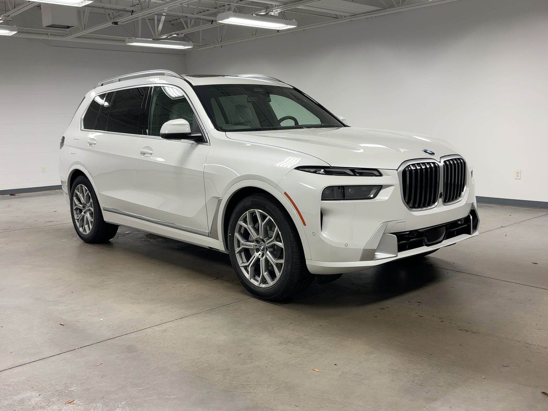 New 2026 BMW X7 xDrive40i w/ Premium Package image 5