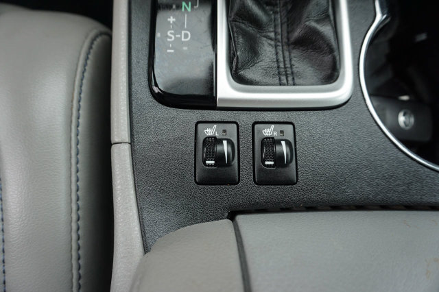 Used 2019 Toyota Highlander XLE FWD image 20