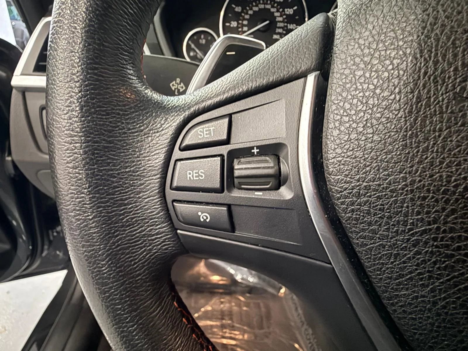 Used 2018 BMW 330i Sedan RWD image 25