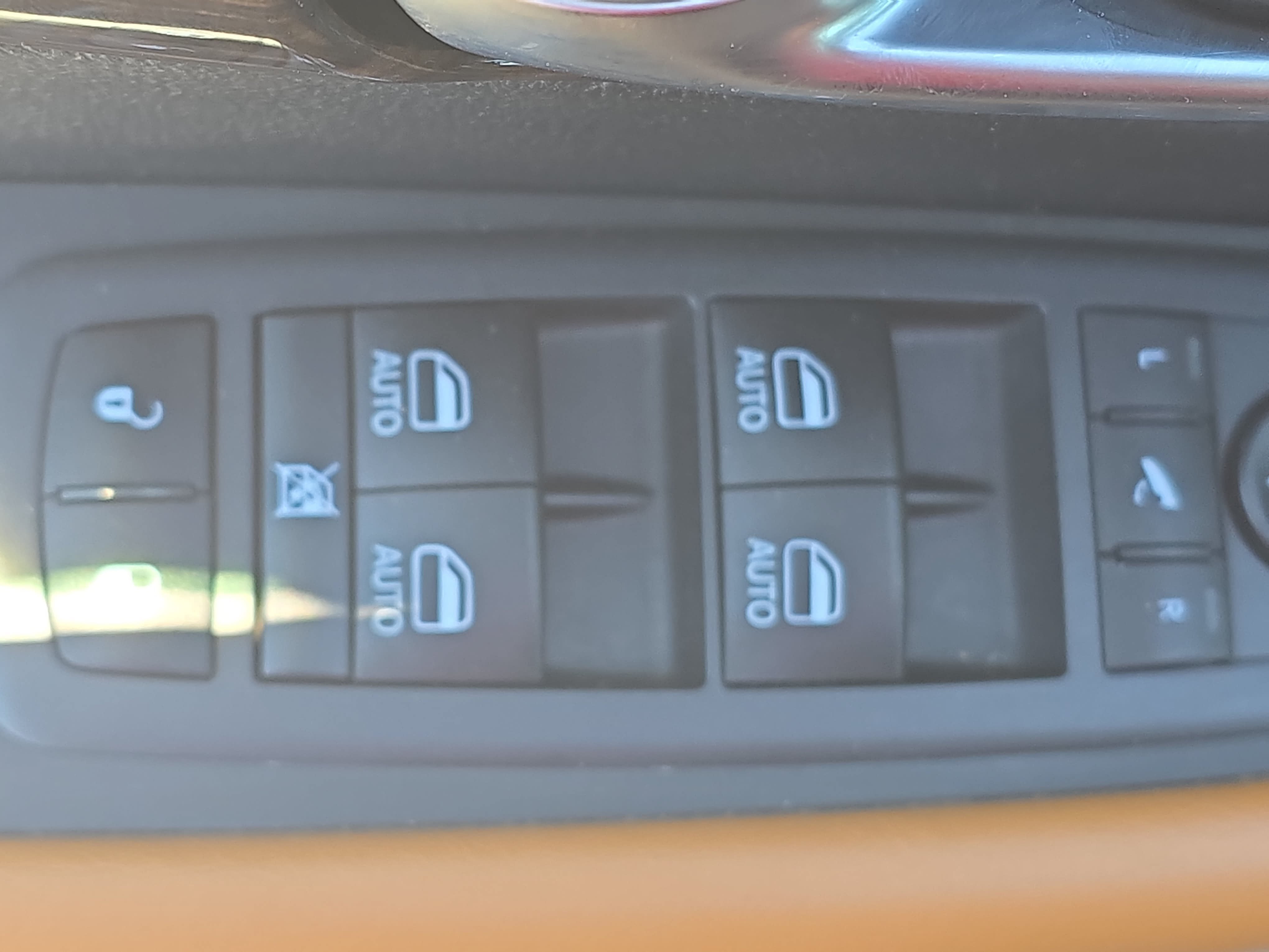 Used 2021 Chrysler Pacifica Pinnacle FWD image 29