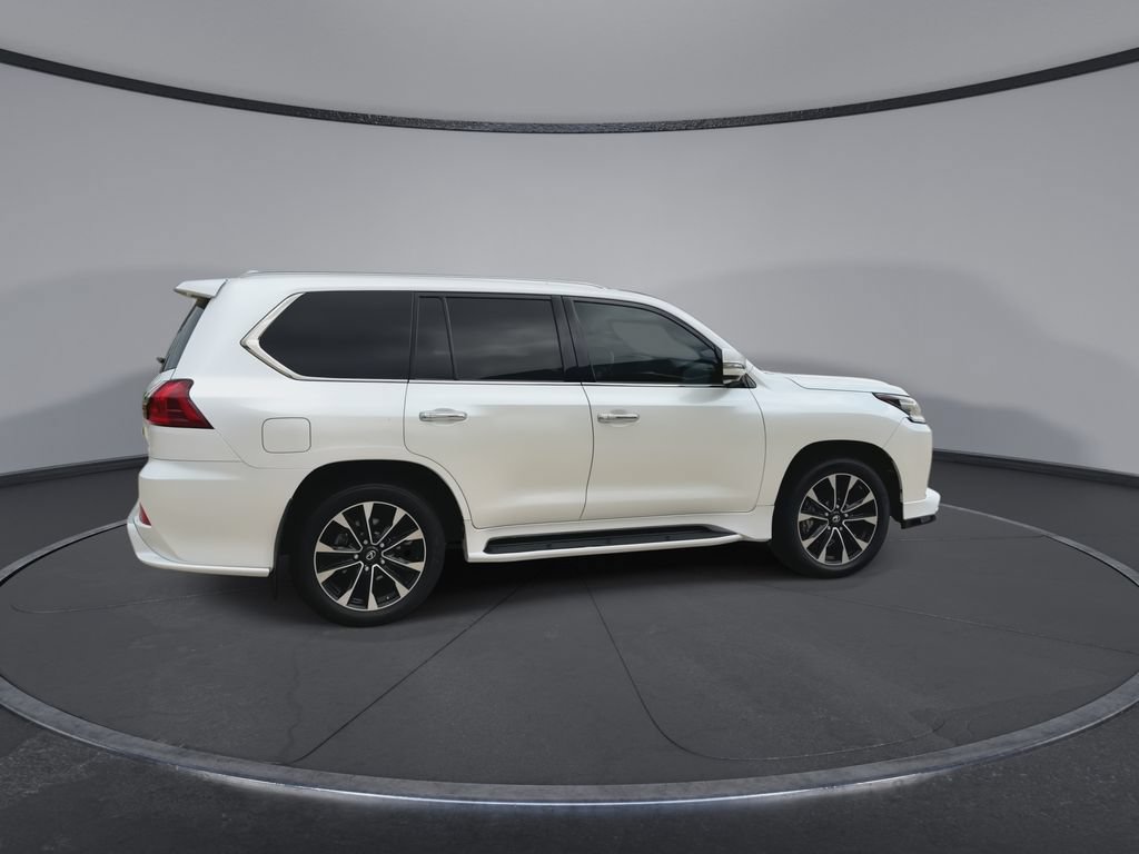 Used 2021 Lexus LX 570 4WD w/ Sport Package image 9