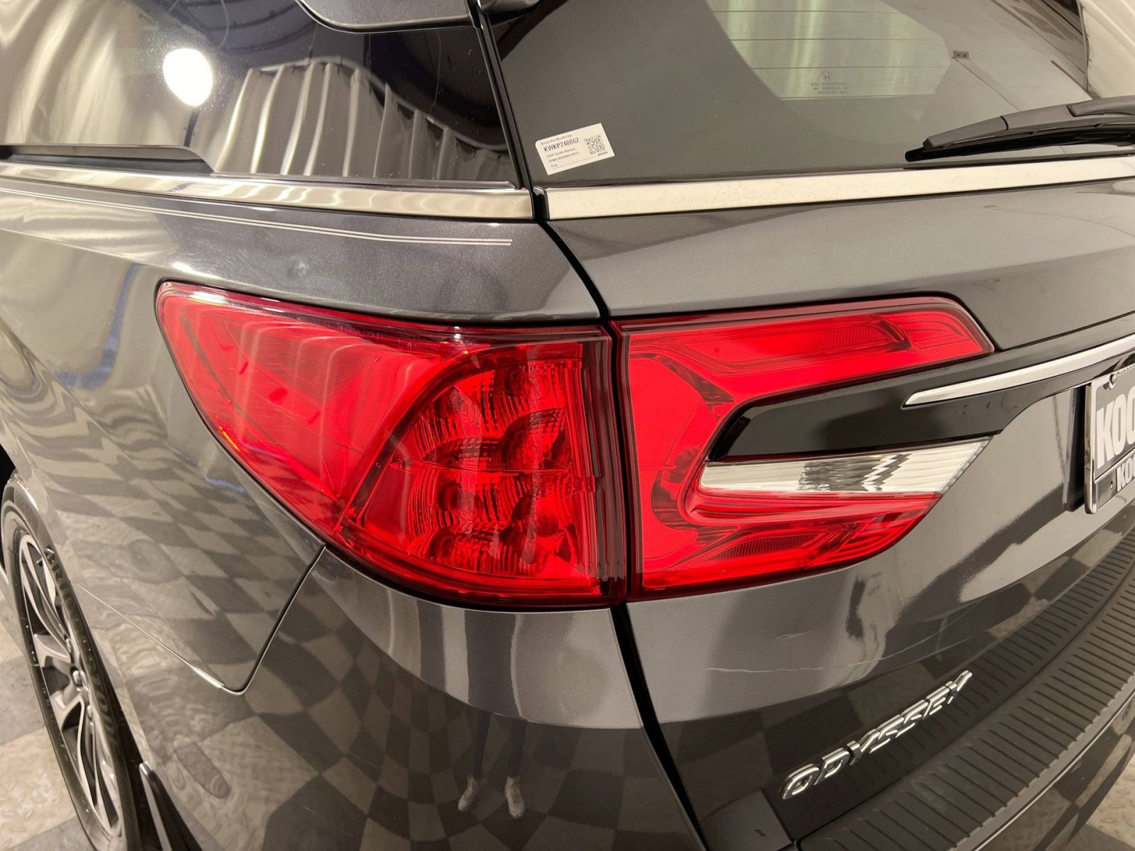 Used 2024 Honda Odyssey EX-L image 17