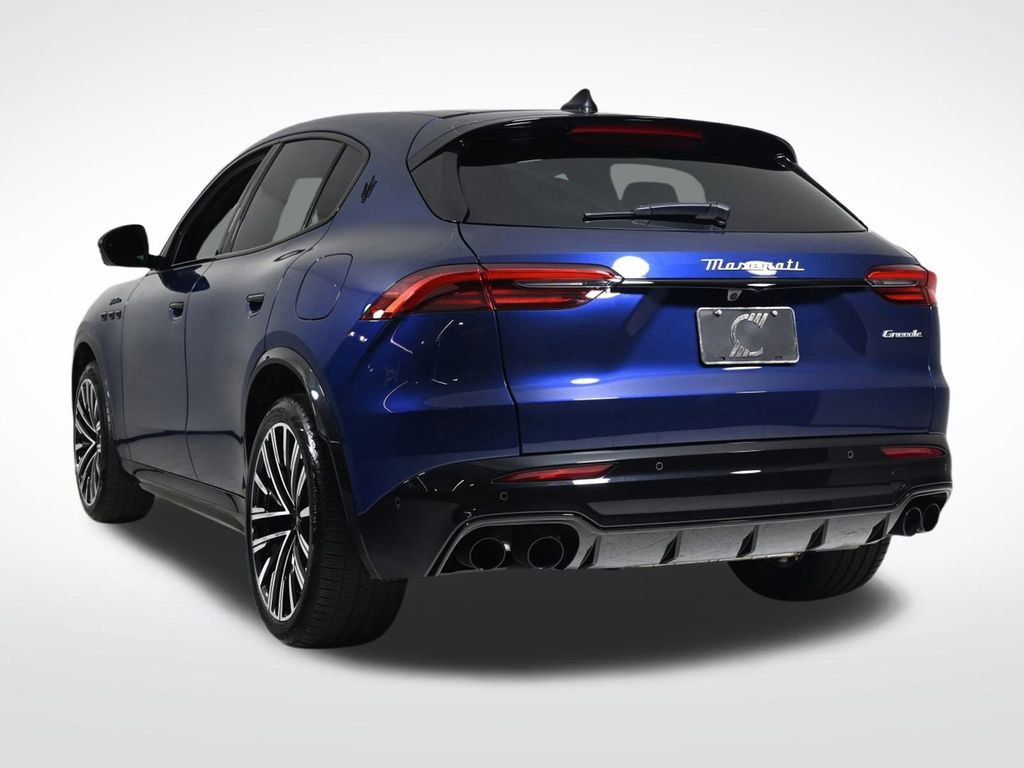 New 2025 Maserati Grecale Modena image 3