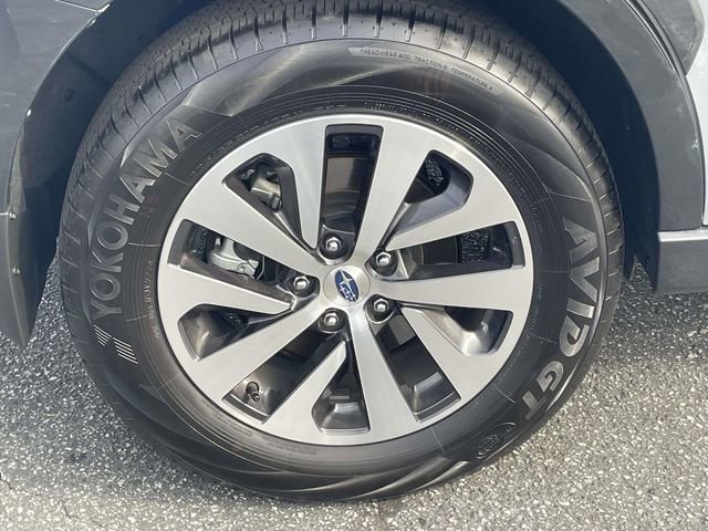 Used 2025 Subaru Outback Premium image 7