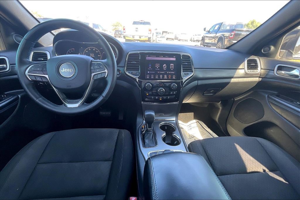 Used 2019 Jeep Grand Cherokee Laredo image 15