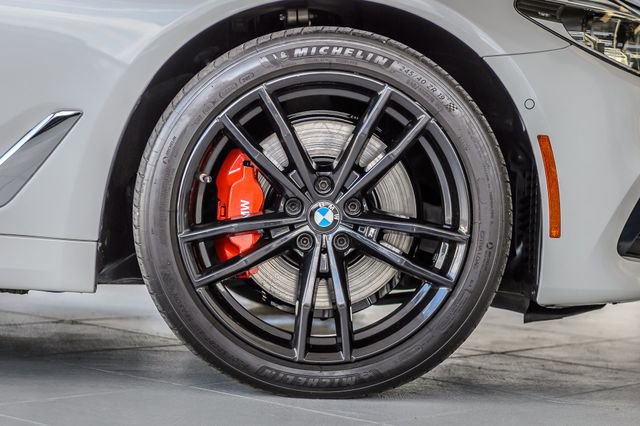 Used 2018 BMW 540i w/ Premium Package RWD image 16