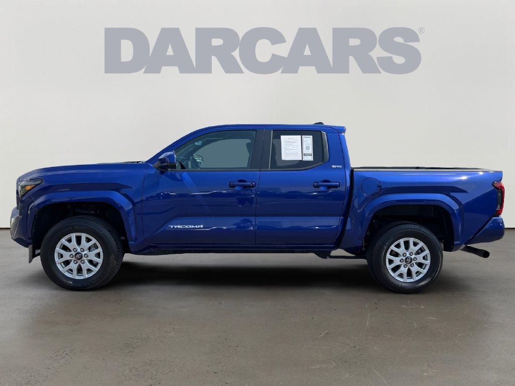 Certified 2024 Toyota Tacoma SR5 AWD/4WD image 4