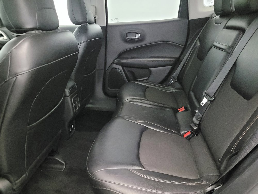 Used 2018 Jeep Compass Latitude w/ Popular Equipment Group AWD/4WD image 18