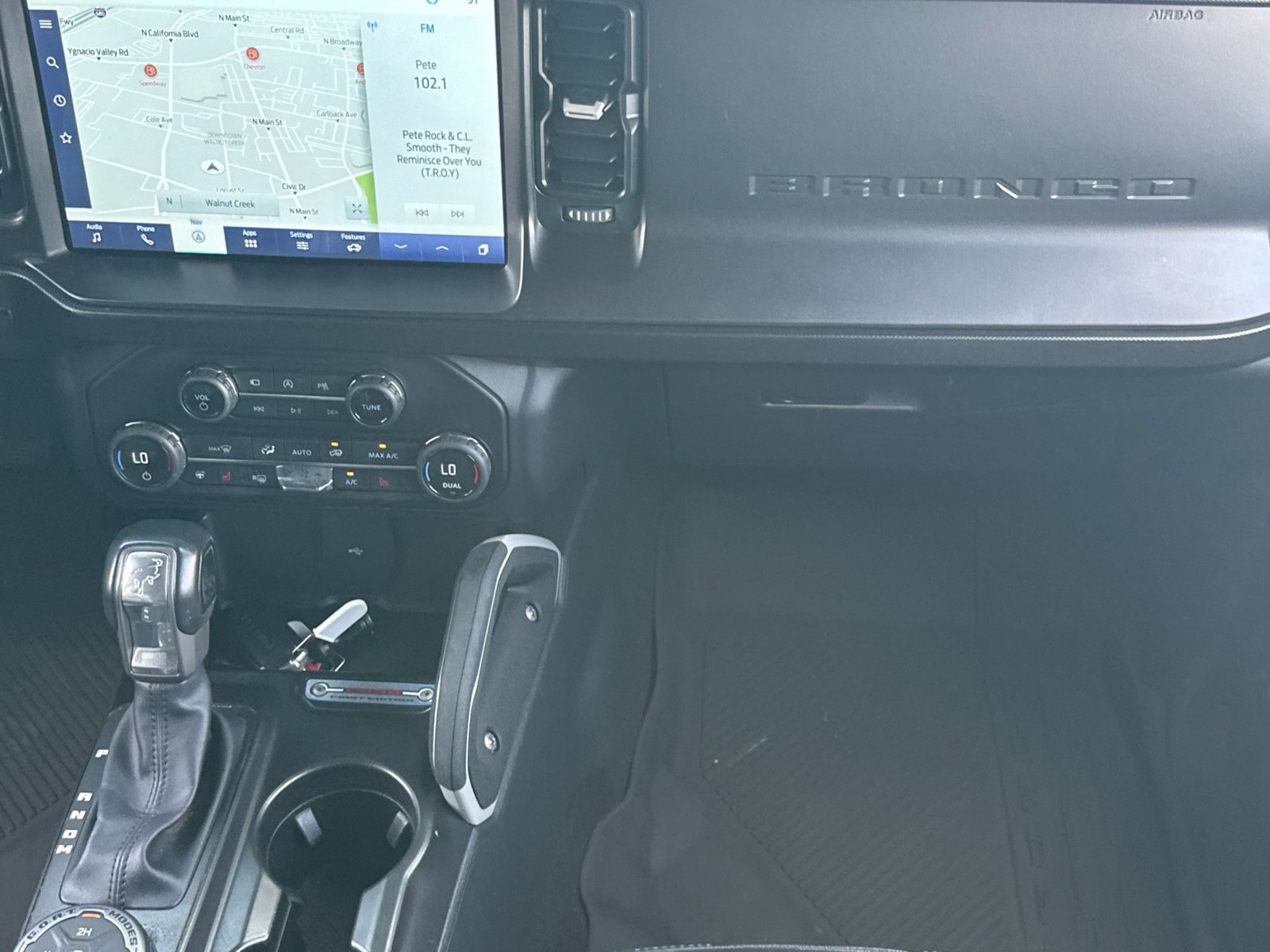 Used 2021 Ford Bronco First Edition AWD/4WD image 25