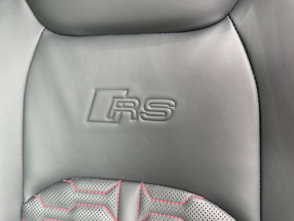 Certified 2025 Audi RS 6 performance w/ Black Optic Package AWD/4WD image 18