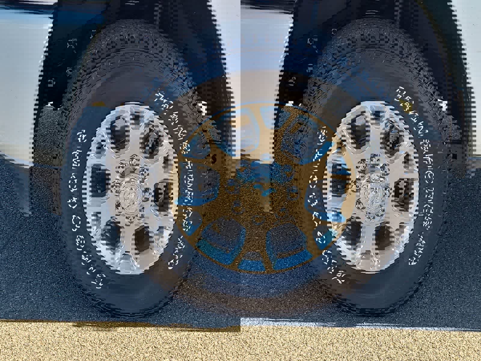 Used 2024 RAM 2500 Laramie w/ Safety Group image 16