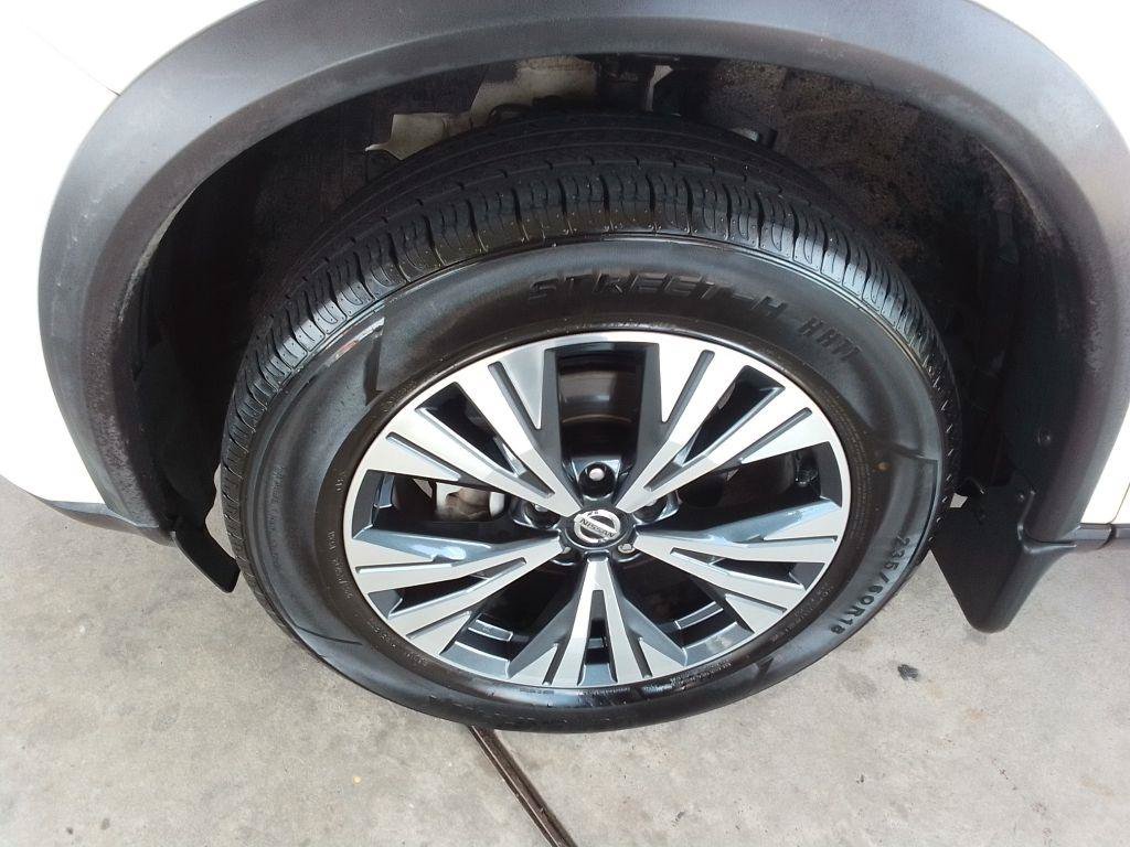 Used 2017 Nissan Rogue SL w/ SL Premium Package AWD/4WD image 27