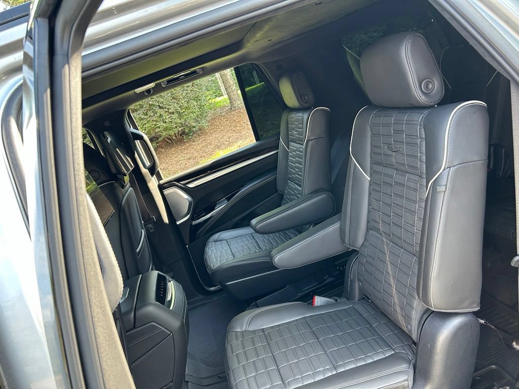 Used 2025 Cadillac Escalade Sport Platinum w/ LPO, ONYX Package RWD image 56
