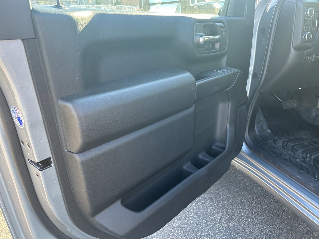 New 2026 GMC Sierra 3500 Pro w/ Convenience Package image 10