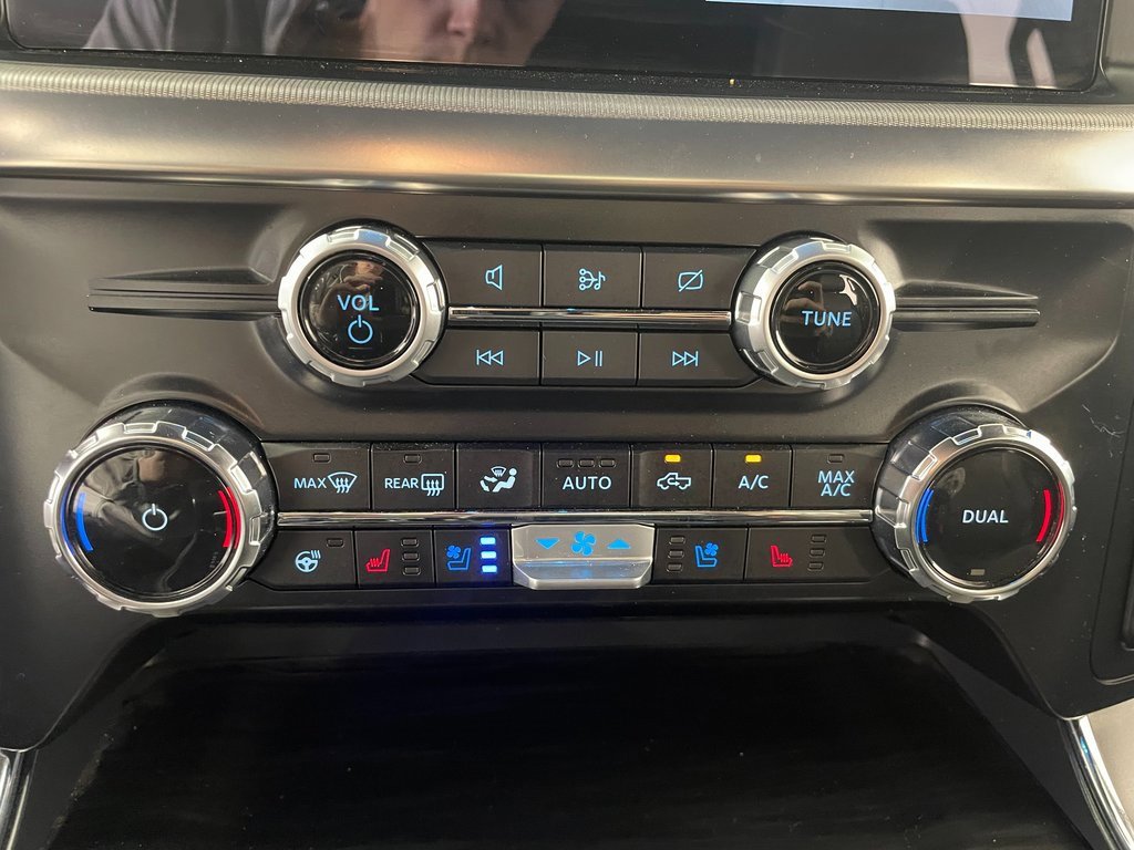 Used 2024 Ford F150 Lariat image 22