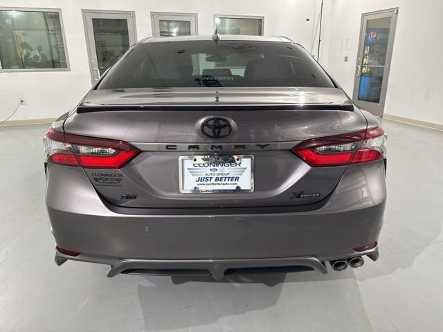 Used 2023 Toyota Camry SE FWD image 8