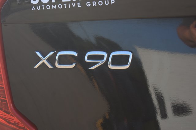Used 2023 Volvo XC90 T8 Plus AWD/4WD image 7