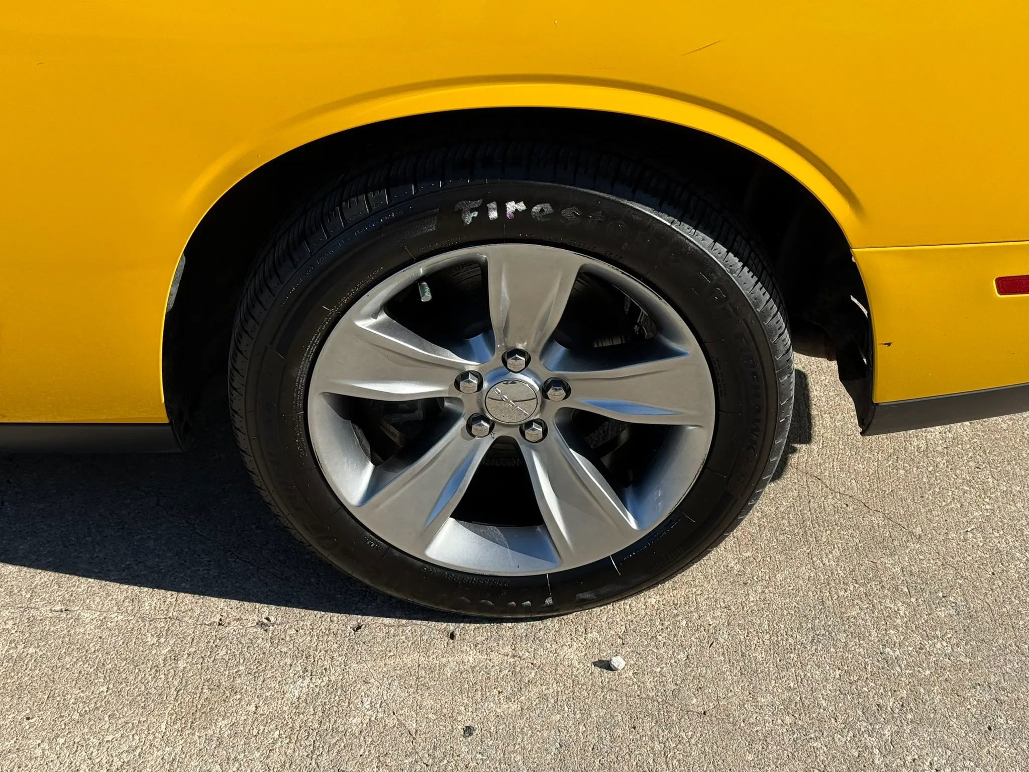 Used 2018 Dodge Challenger SXT w/ Driver Convenience Group RWD image 42