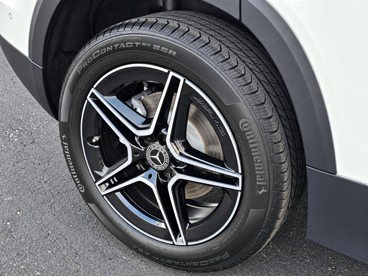 New 2026 Mercedes-Benz GLB 250 4MATIC image 10