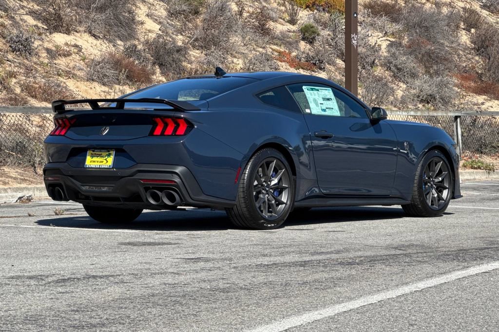 New 2025 Ford Mustang Dark Horse image 4