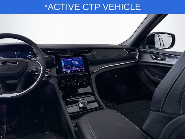 New 2025 Jeep Grand Cherokee Altitude image 23