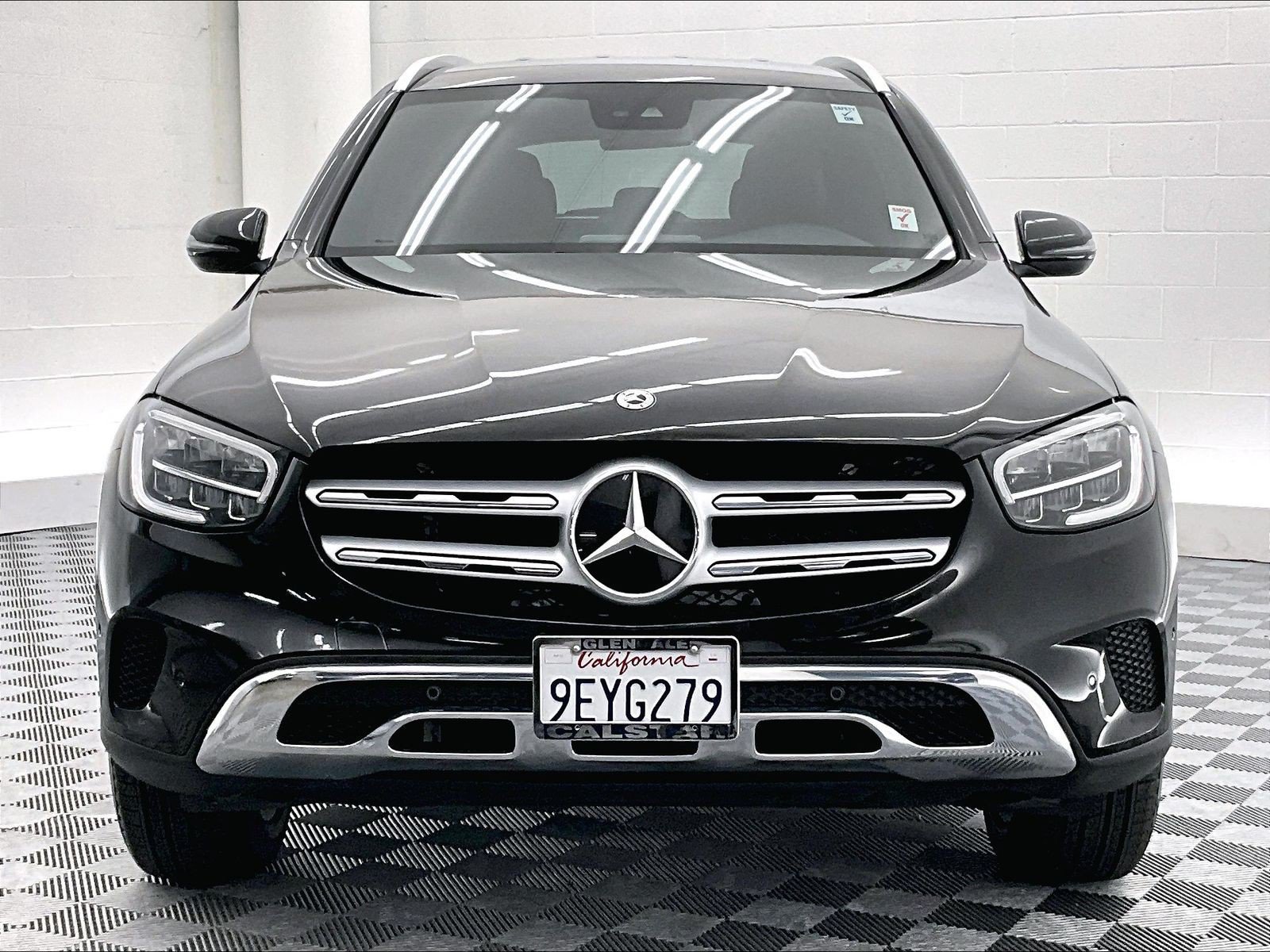 Certified 2022 Mercedes-Benz GLC 300 4MATIC image 2