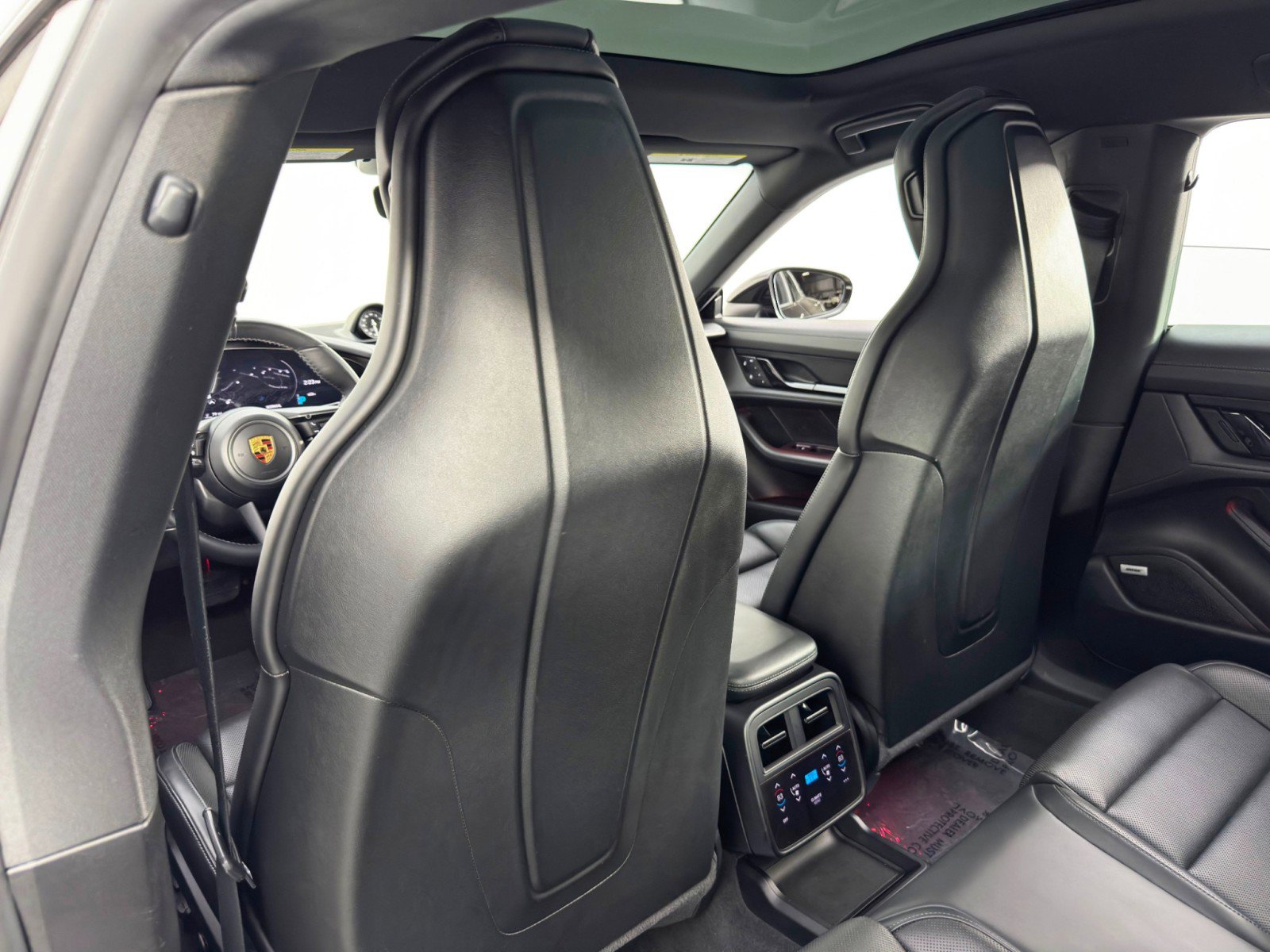 Used 2022 Porsche Taycan 4 Cross Turismo AWD/4WD image 39
