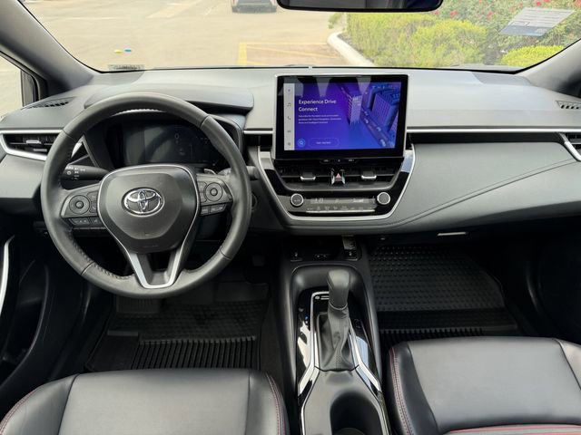 Used 2022 Cadillac XT4 Premium Luxury w/ Safety Alert Package AWD/4WD image 9