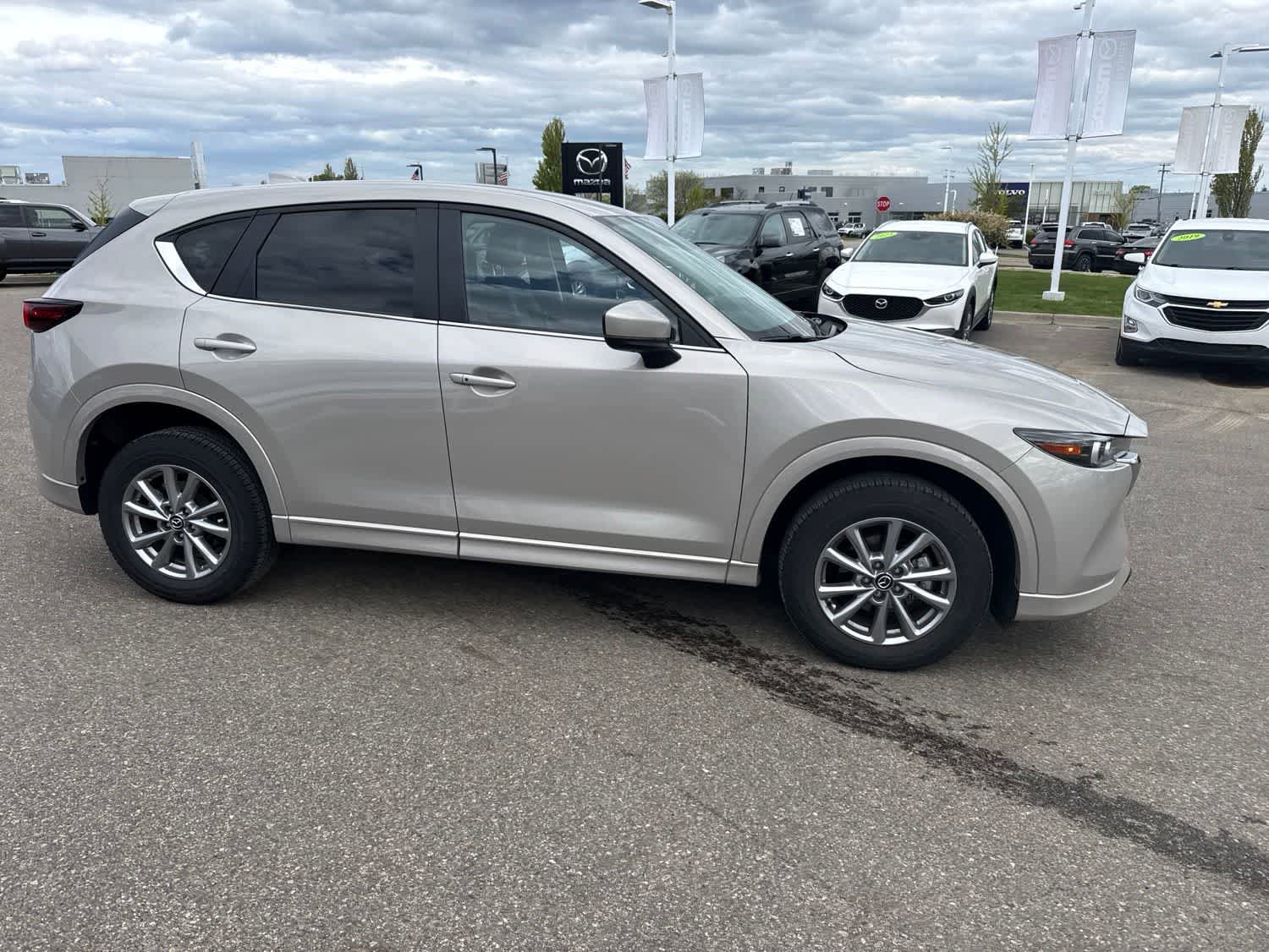 Used 2024 MAZDA CX-5 AWD 2.5 S w/ Select Package image 4